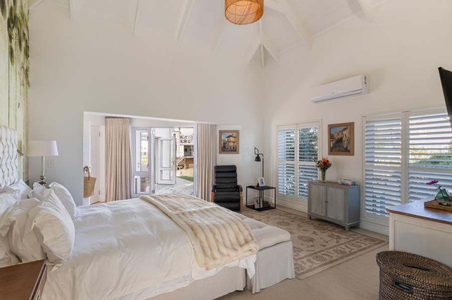 4 Bedroom Property for Sale in Thesen Islands Western Cape